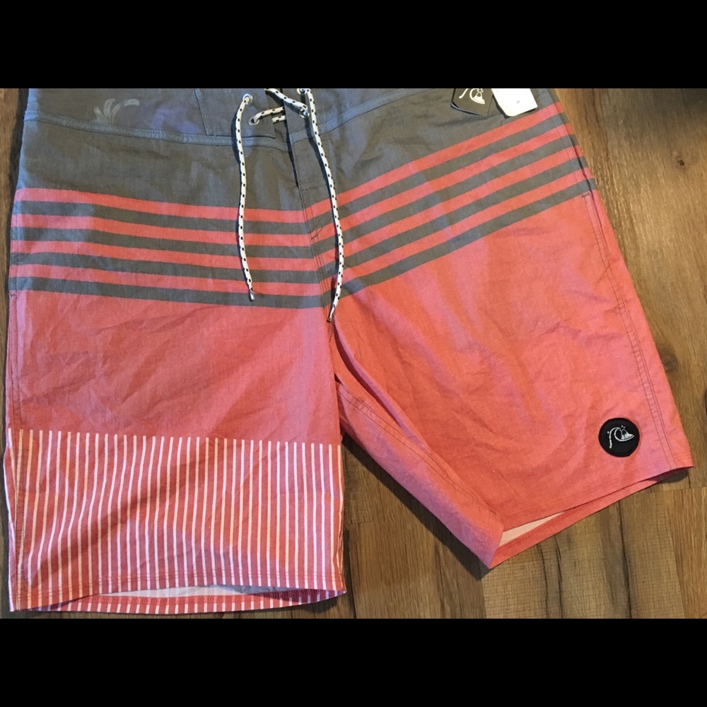 NEW Quicksilver Boardshorts